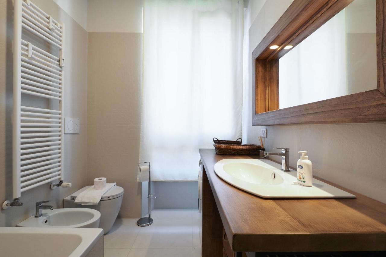 Primopiano - Cantoni Apartment Milan Bagian luar foto