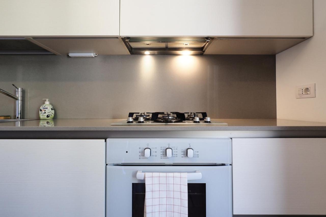 Primopiano - Cantoni Apartment Milan Bagian luar foto